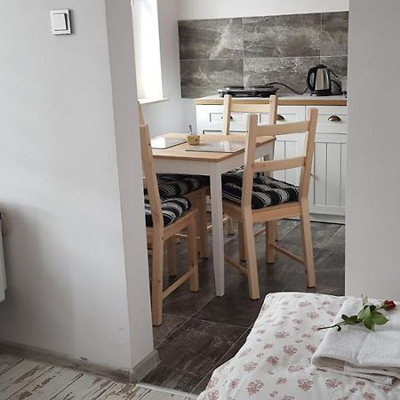 Apartament Bernadett Освиенцим Екстериор снимка