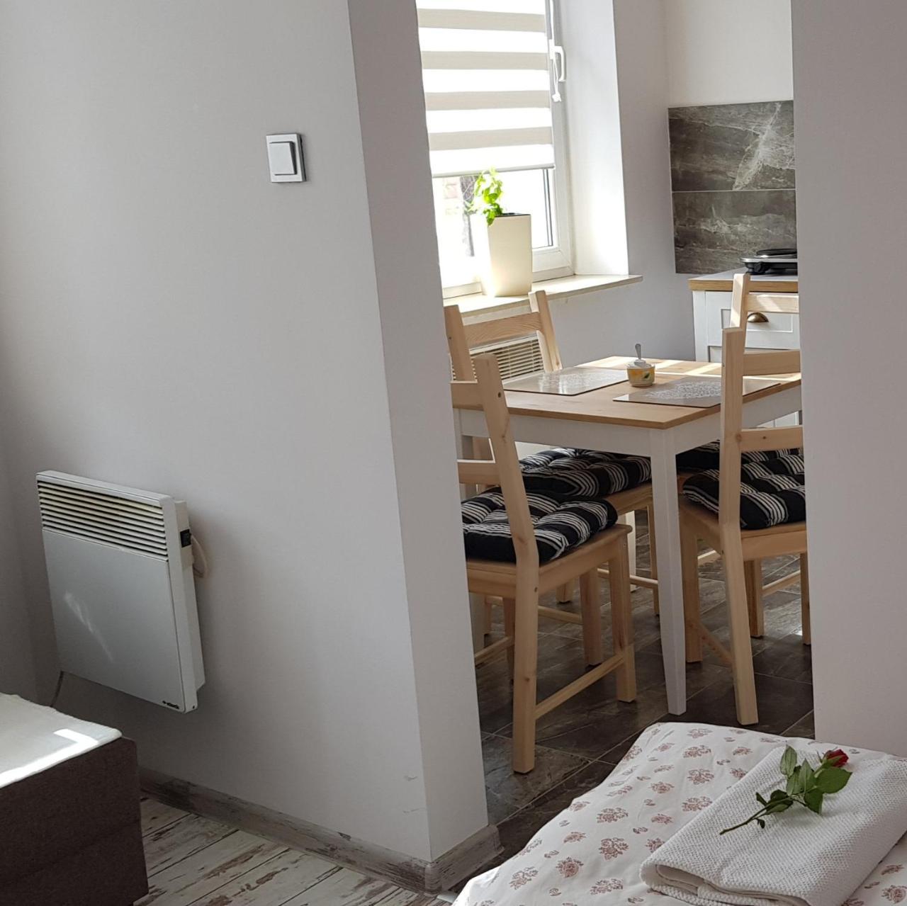 Apartament Bernadett Освиенцим Екстериор снимка